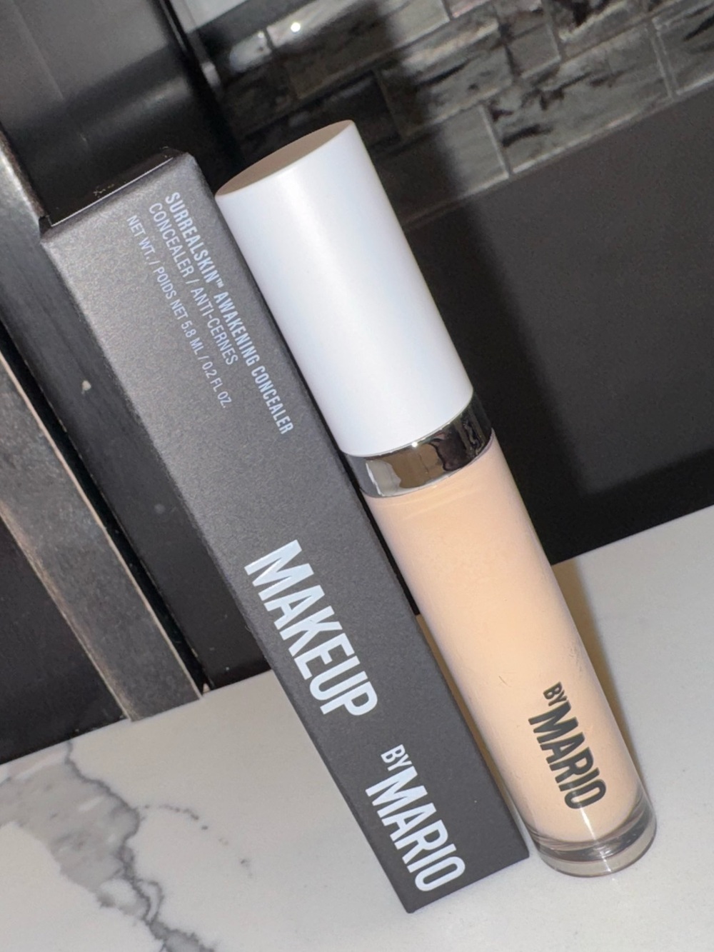 MAKEUP BY MARIO SurrealSkin™ Awakening Concealer - Shade 140 Light Warm NIB